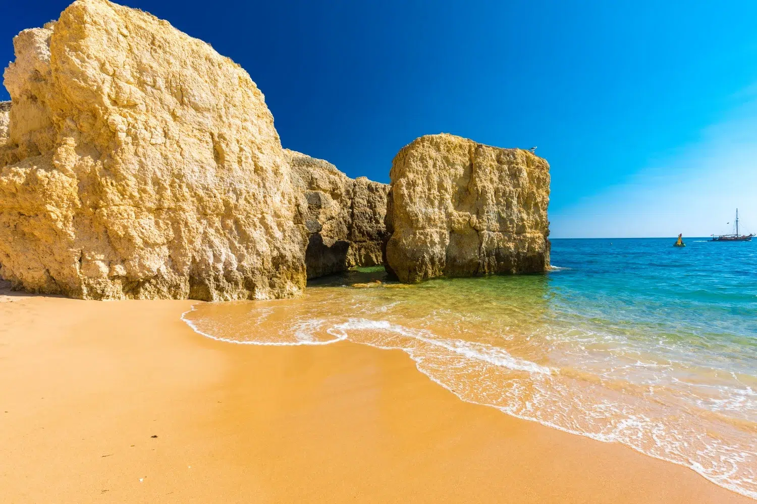 LISBON & ALGARVE PRIVATE LUXURY ROAD TRIP